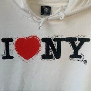 I Love NY (2XL) (NWT) White Hoodie w/kangaroo pockets